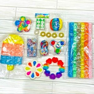 15 Assorted colorful fidget toys.